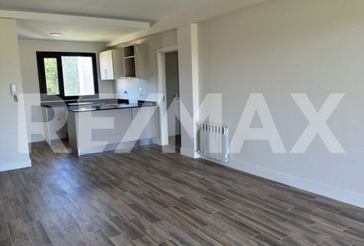 Foto de DEPARTAMENTO 2 DORMITORIOS EN CANALES DE PLOTTIER, imagen 4