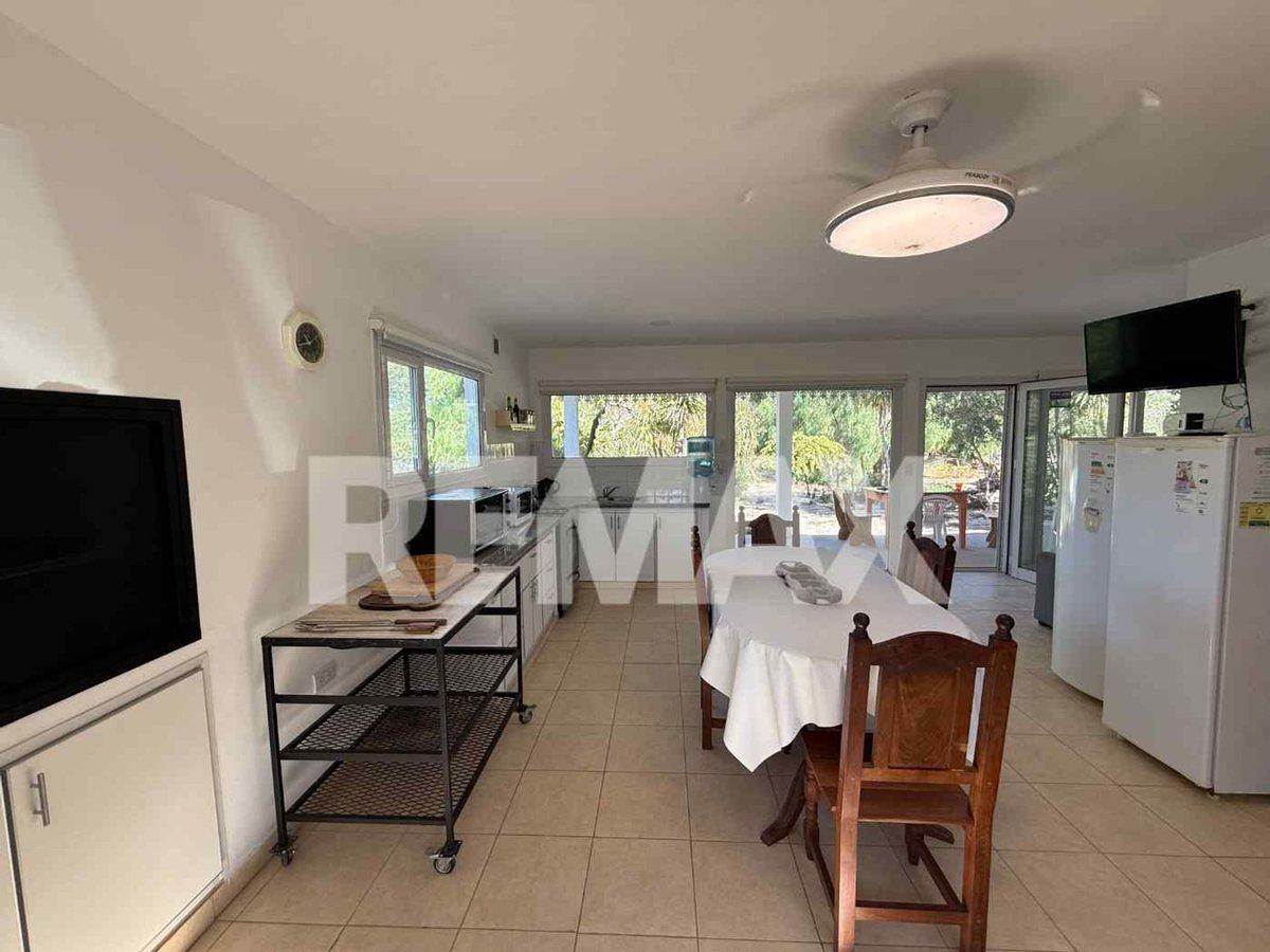 Foto de VENTA CASA CON PILETA Y BIOSFERA EN LAS GRUTAS, imagen 3