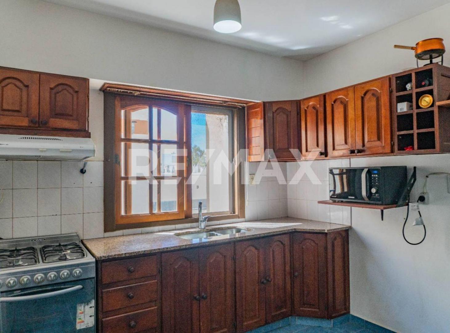 Foto de En Venta Depto 3 Dormitorios Santa Genoveva, imagen 2