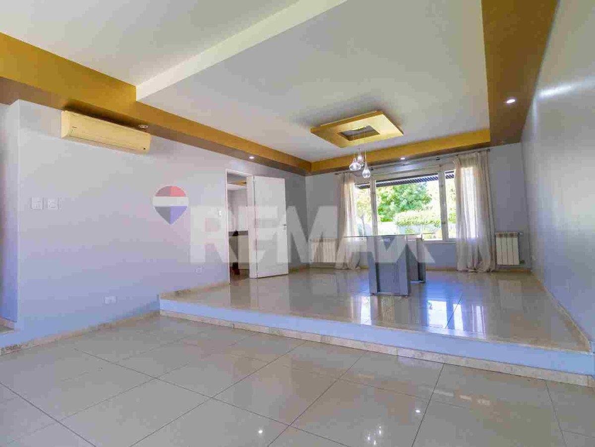 Foto de ALQUILER CASA CON PILETA EN JARDINES DEL REY, imagen 4