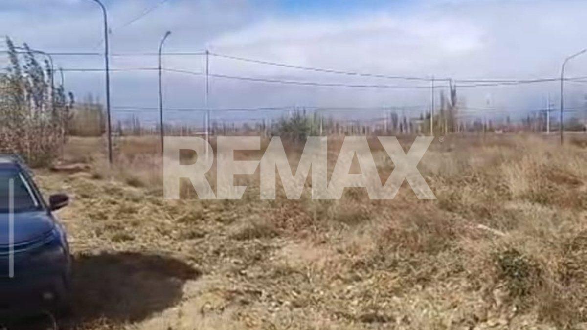 Foto de LOTE EN VENTA – BARRIO LAS ESCULTURAS | ALLEN, imagen 2