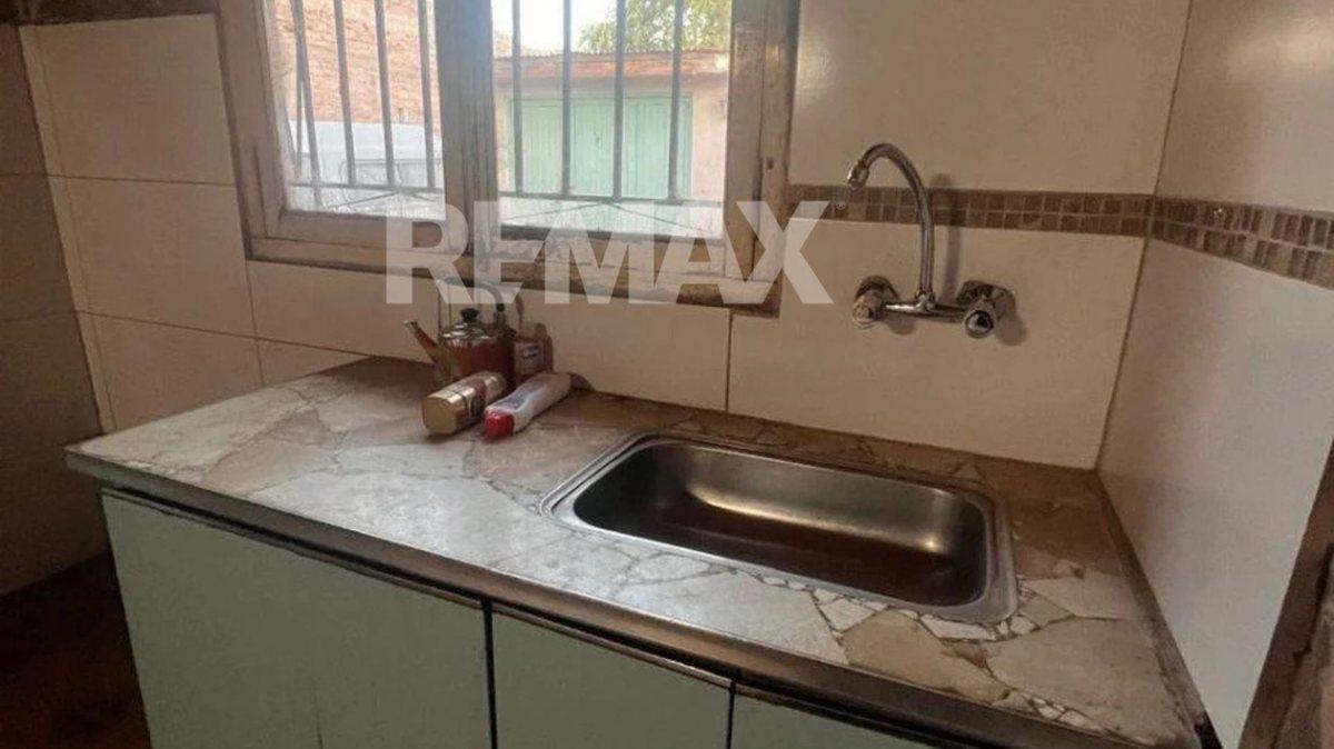 Foto de Venta de Casa a Refaccionar. Cinco Saltos, imagen 3