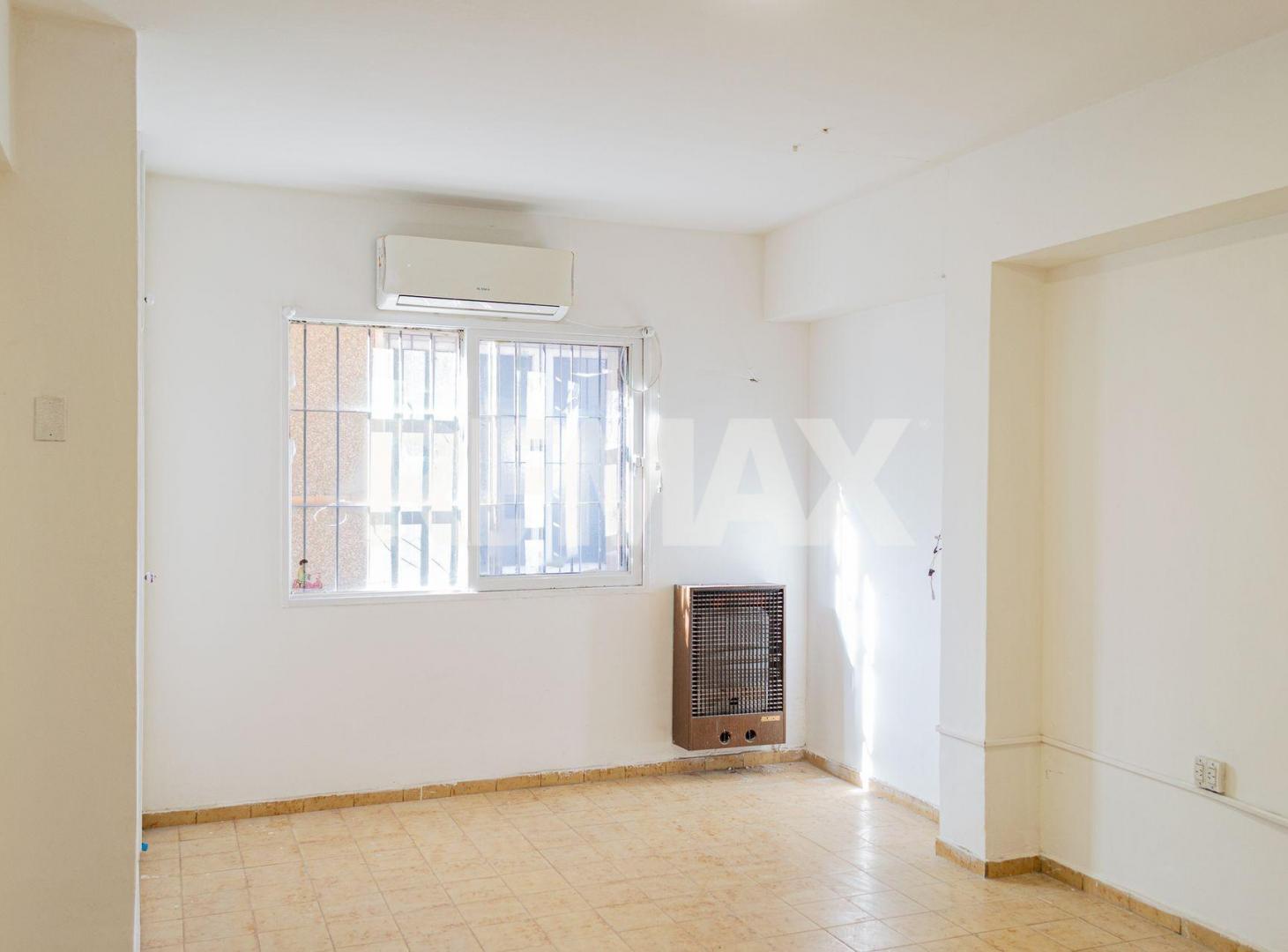 Foto de Venta Departamento 2 Dormitorios Apto Profesional, imagen 2