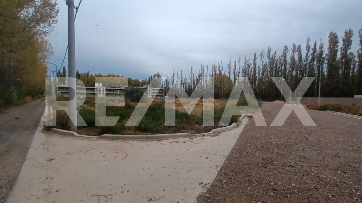 Foto de VENTA TERRENOS | LOTEO VANNICOLA | CENTENARIO, imagen 1