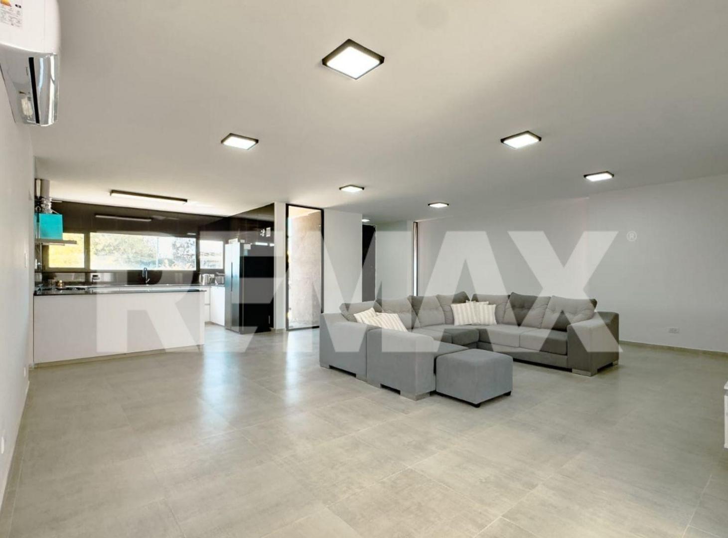 Foto de VENTA CASA LOS CANALES DE PLOTTIER, imagen 3