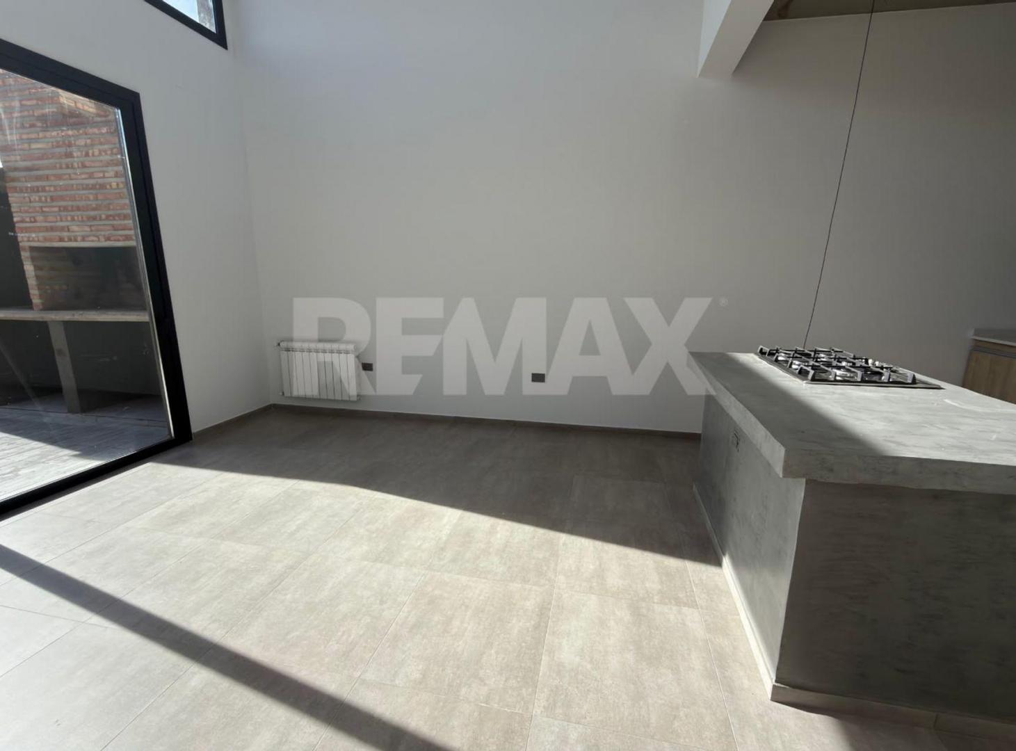 Foto de VENTA CASA 3 DORMITORIOS – B° LOS ALAMOS - NEUQUÉN, imagen 1