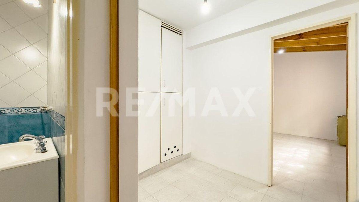 Foto de CASA CON DOS DEPARTAMENTOS - TEJAS ROJAS - NEUQUÉN, imagen 5