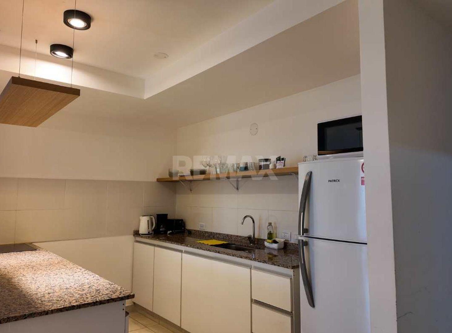 Foto de DPTO EN VENTA |2 DORM | CENTRO DE NQN | SALTA 340, imagen 3