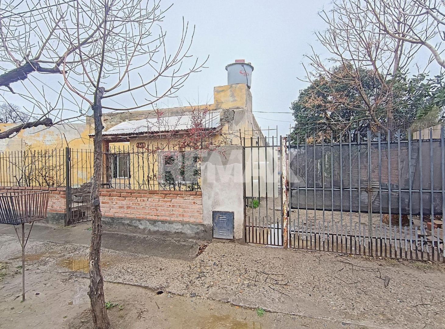 Foto de EN VENTA CASA 2 DORMITORIOS A REFACCIONAR, imagen 3
