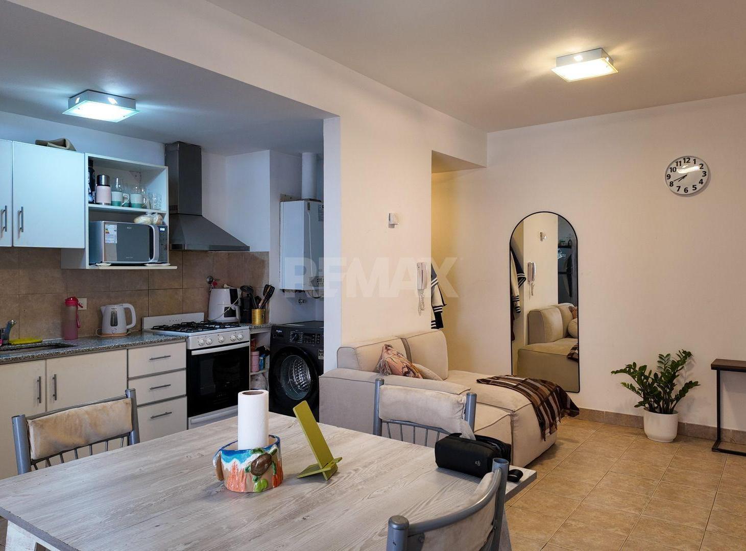 Foto de DPTO 1 DORM | ALQUILER | CAVIAHUE 224 | NQN CENTRO, imagen 1