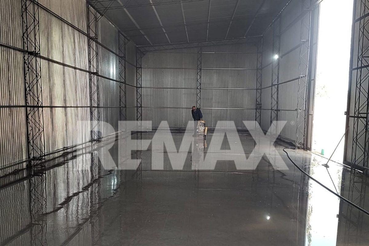 Foto de ALQUILER GALPON, QUINCHO Y LOTE 4000 M2, imagen 4