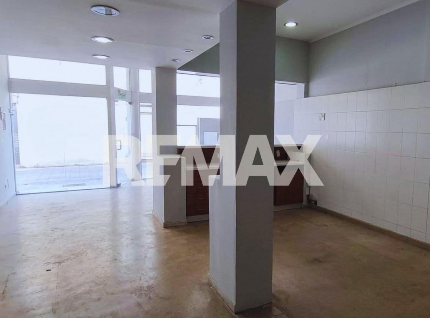 Foto de Alquiler Local Comercial microcentro 130 mts2, imagen 1