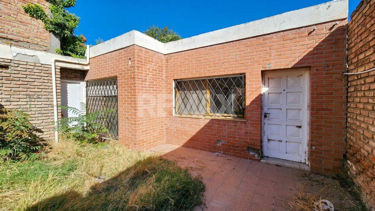 Foto de VENTA PH A REFACCIONAR | OLASCOAGA 1147 | NEUQUÉN, imagen 2