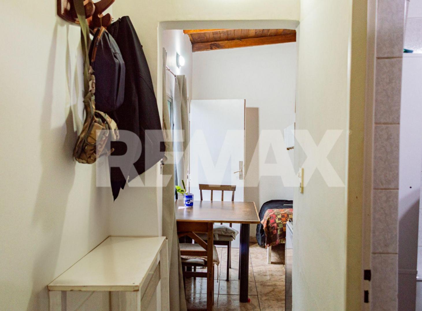 Foto de VENTA DE CASA + DTO , SANTA CRUZ 274 , NEUQUEN, imagen 3