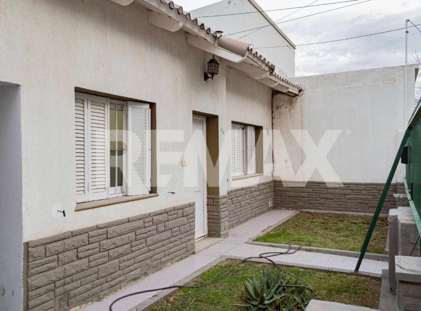 Foto de VENTA DE CASA + DTO , SANTA CRUZ 274 , NEUQUEN, imagen 2