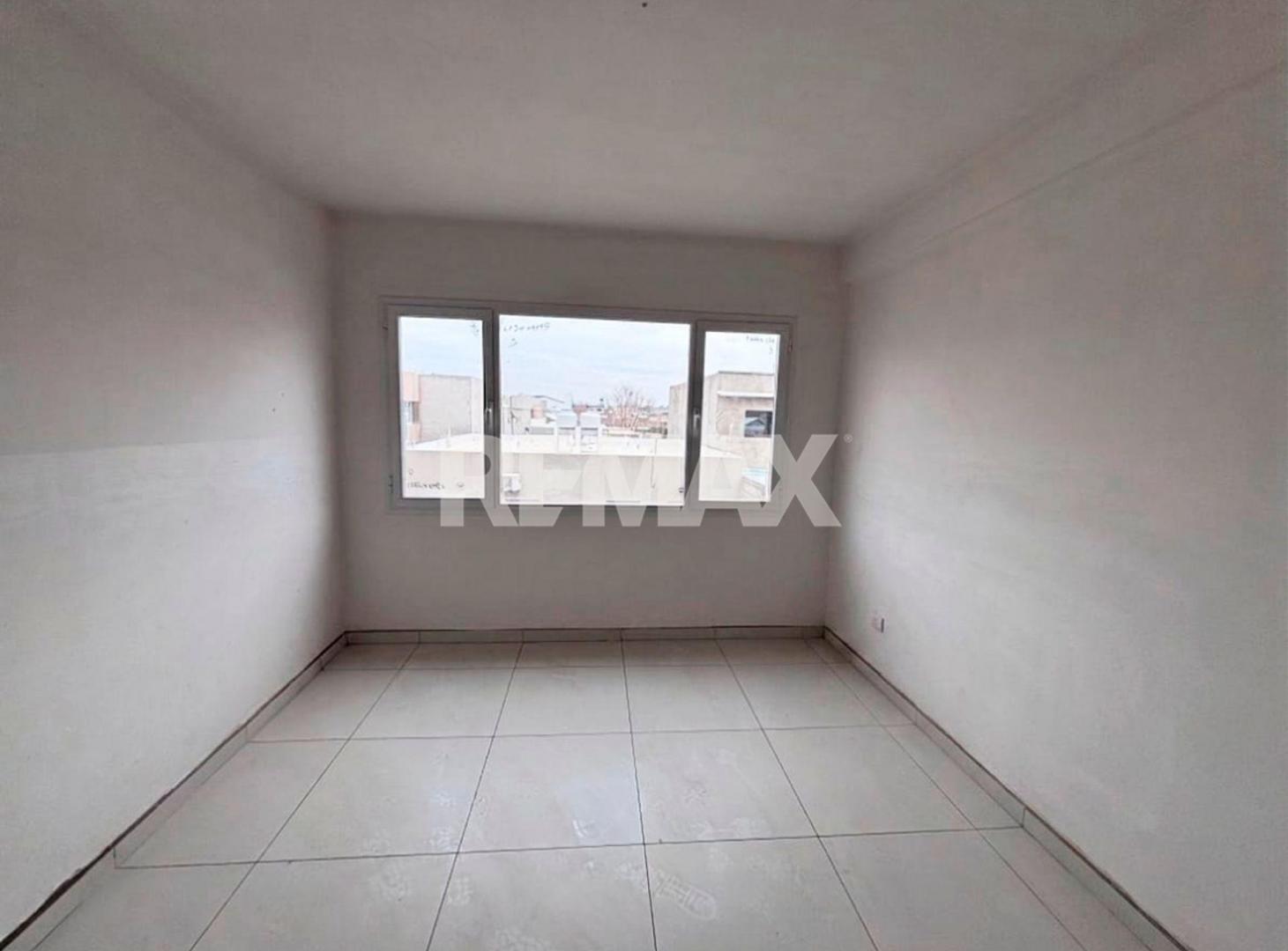Foto de VENTA DEPTO 2 DORM C/ COCHERA ALTOS DE ALBERDI I, imagen 4