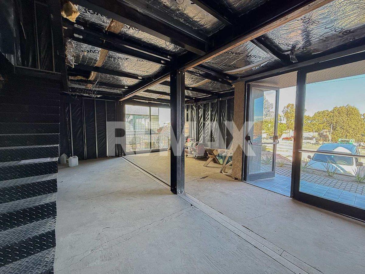 Foto de EN ALQUILER LOCAL COMERCIAL 416 m2 AÑELO, imagen 3