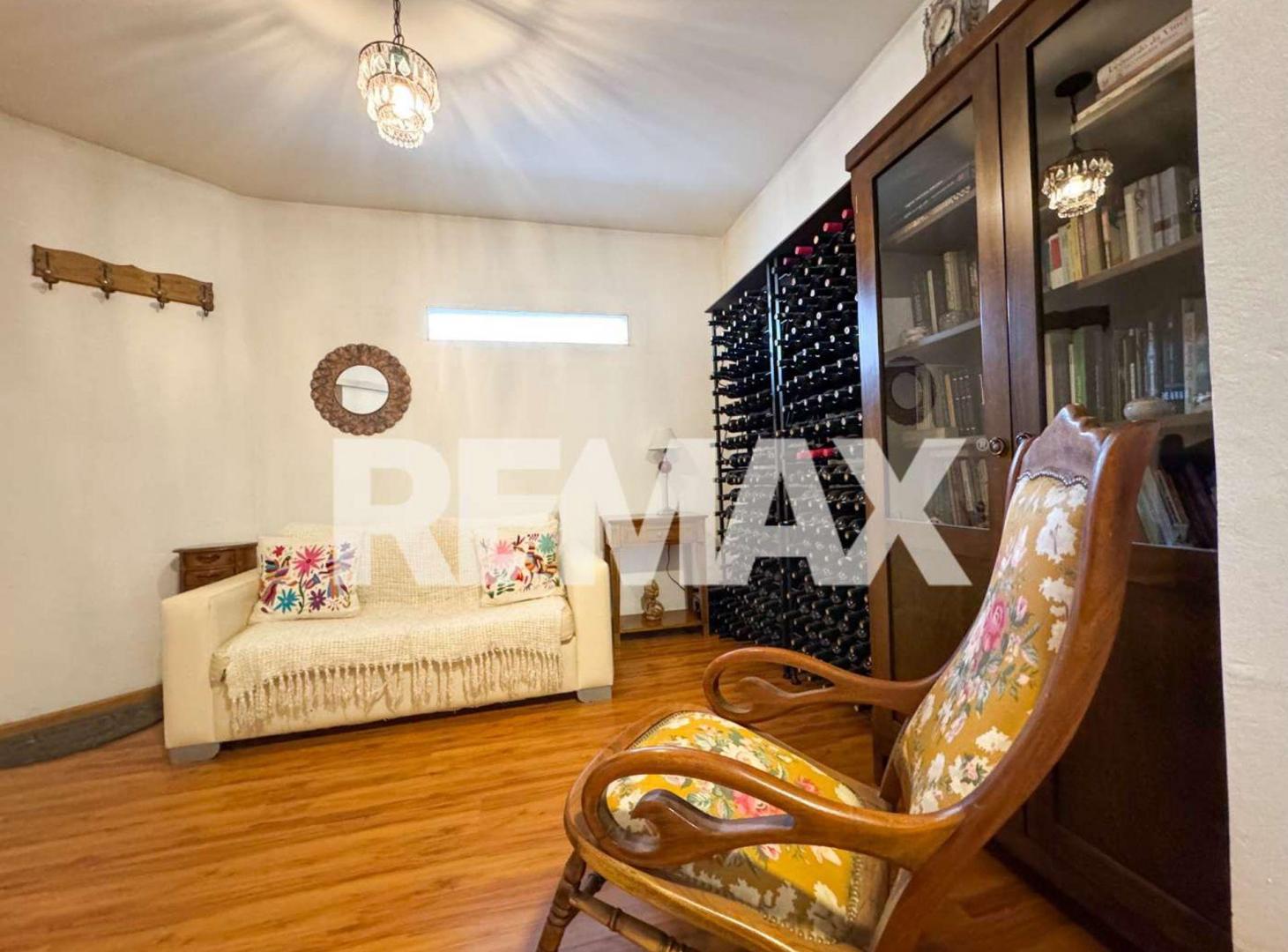 Foto de CASA EN VENTA SANTA GENOVEVA CON PATIO Y GARAGE, imagen 5