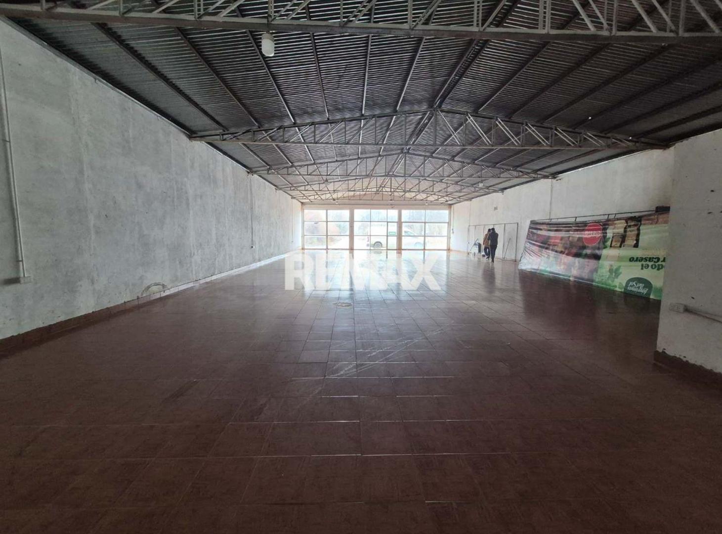 Foto de LOCAL Comercial - a metros de Ruta 22, Senillosa, imagen 1