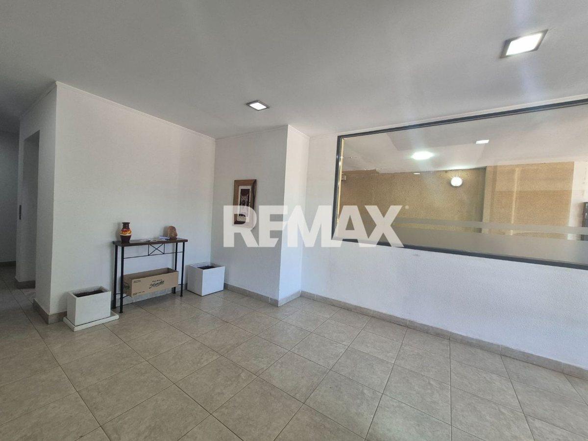 Foto de VENTA DEPARTAMNTO 2 dorm con balcon Belgrano833, imagen 4