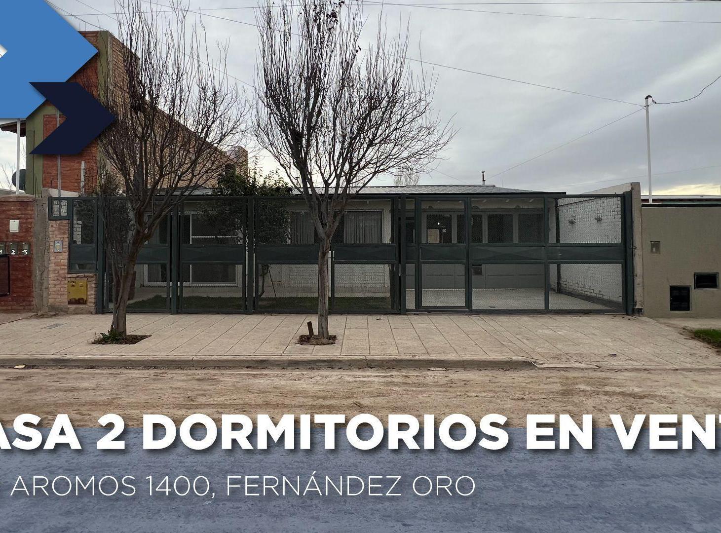 Foto de VENTA DE CASA 2 DORMITORIOS FERNANDEZ ORO, imagen 1