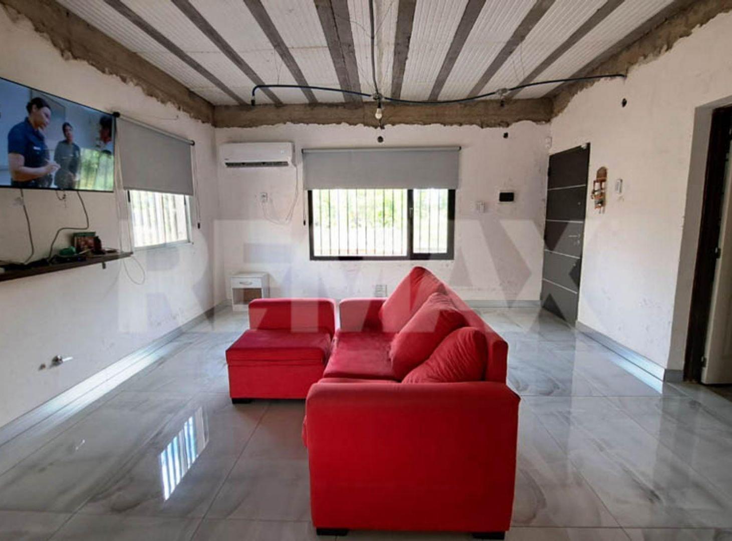 Foto de EN VENTA CASA EN PB 1 DORMITORIO DON VICENTE NQN, imagen 3