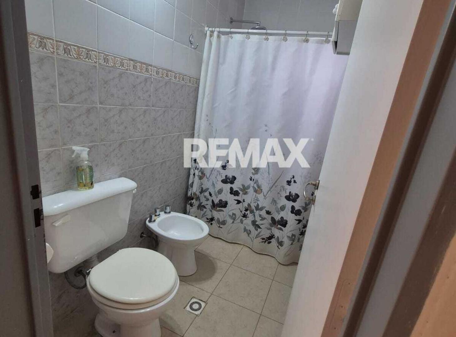 Foto de EN VENTA - CASA 2 DORMITORIOS - B° 140 VIVIENDAS, imagen 3