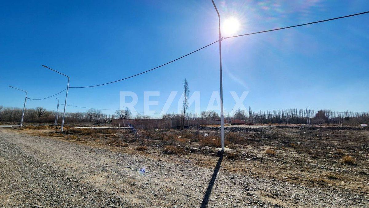 Foto de EN VENTA TERRENO | LOTEO LOS ALAMOS | NEUQUÉN, imagen 4