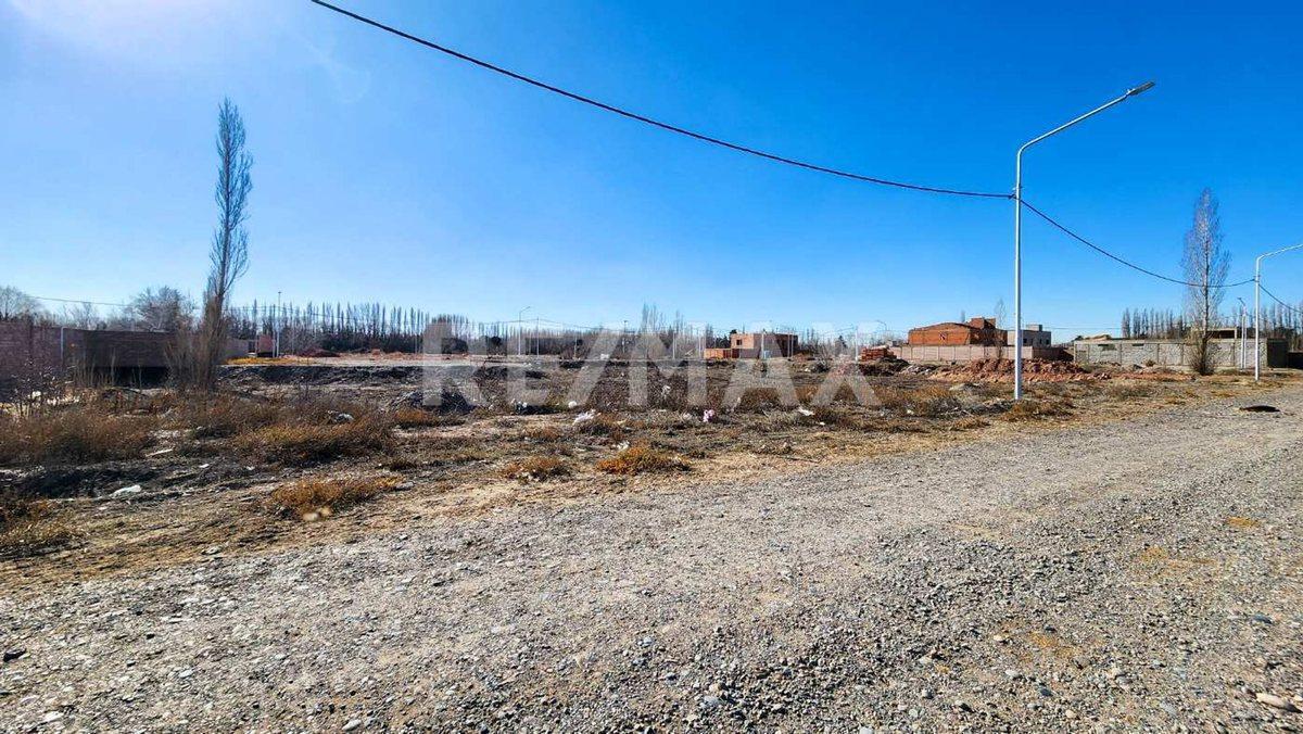 Foto de EN VENTA TERRENO | LOTEO LOS ALAMOS | NEUQUÉN, imagen 1