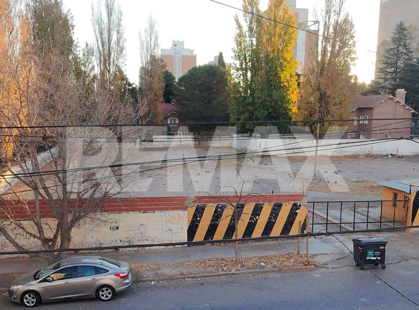 Foto de Lote Apto Desarrollo, en esquina, Centro Neuquen, imagen 3