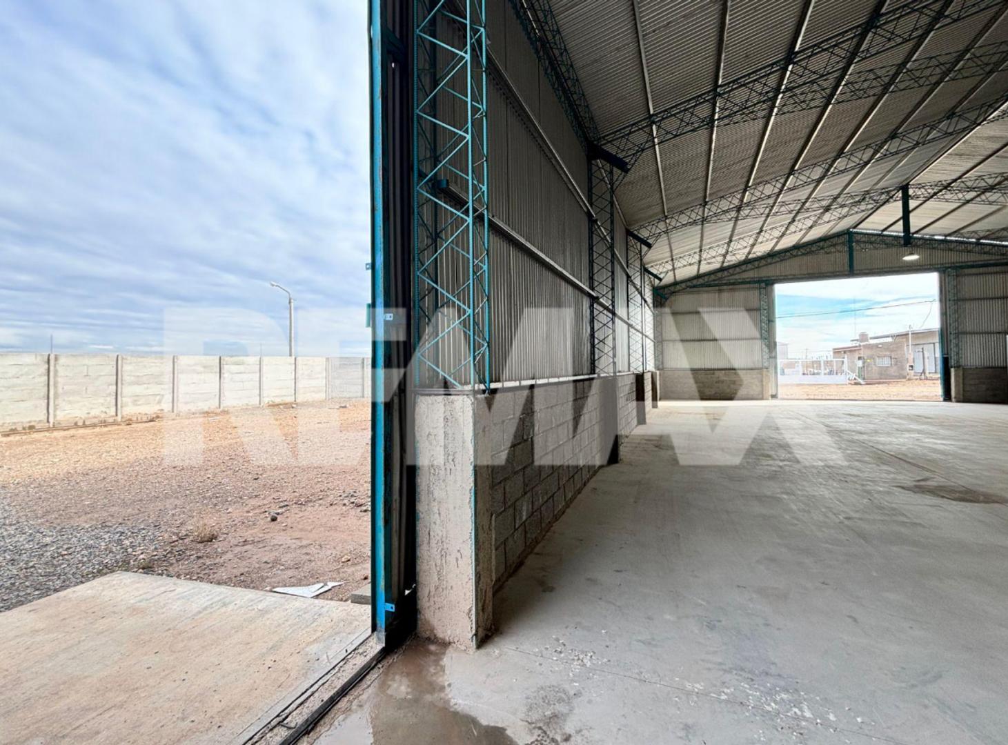 Foto de Galpón en Venta, Parque Industrial, imagen 2
