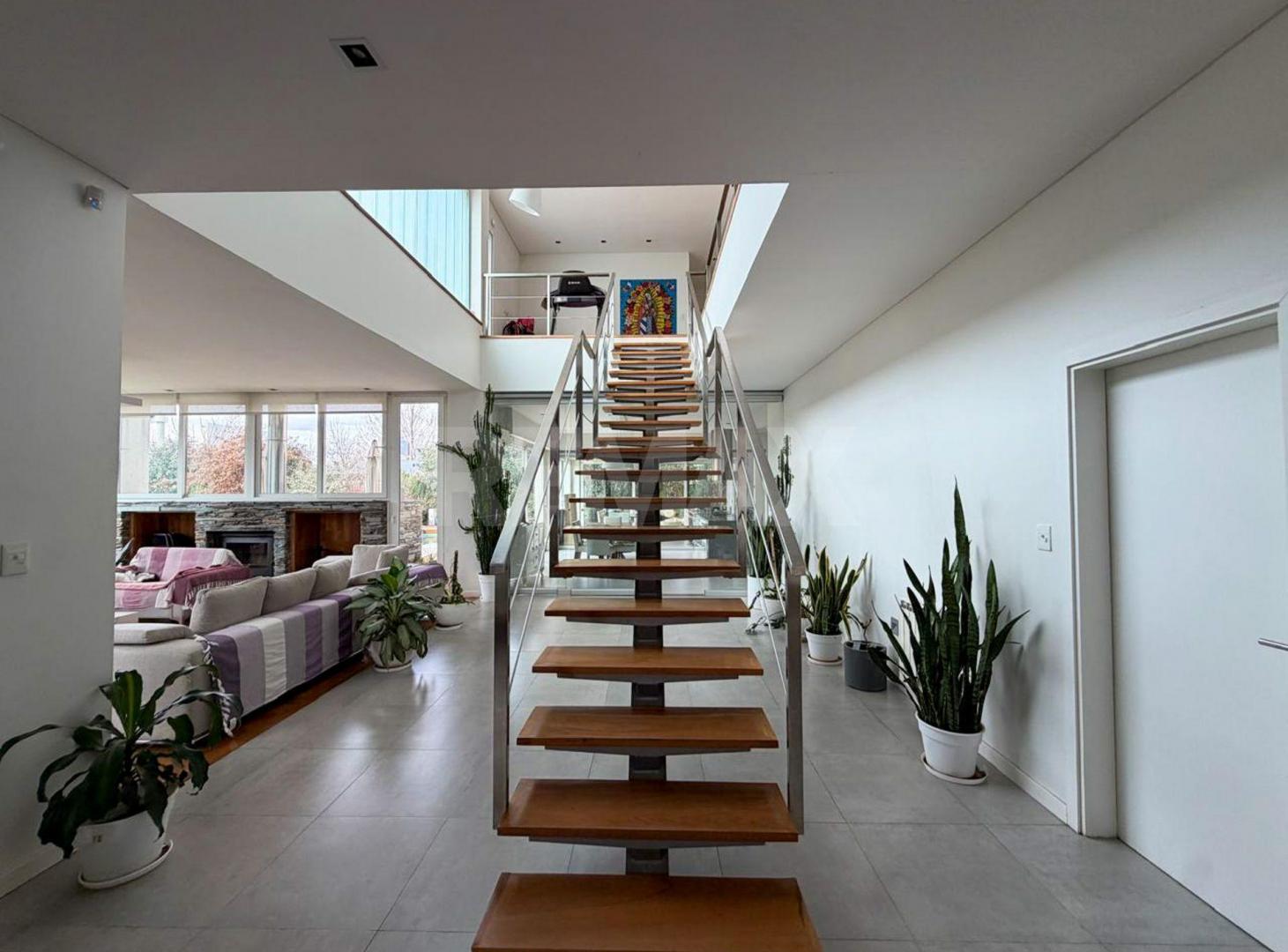 Foto de ALQUILER CASA B PRIVADO LA PEREGRINA | NEUQUEN, imagen 2
