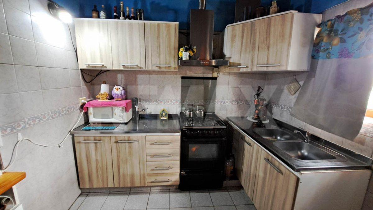 Foto de VENTA CASA 2 DORMITORIOS EN NEUQUEN, imagen 5