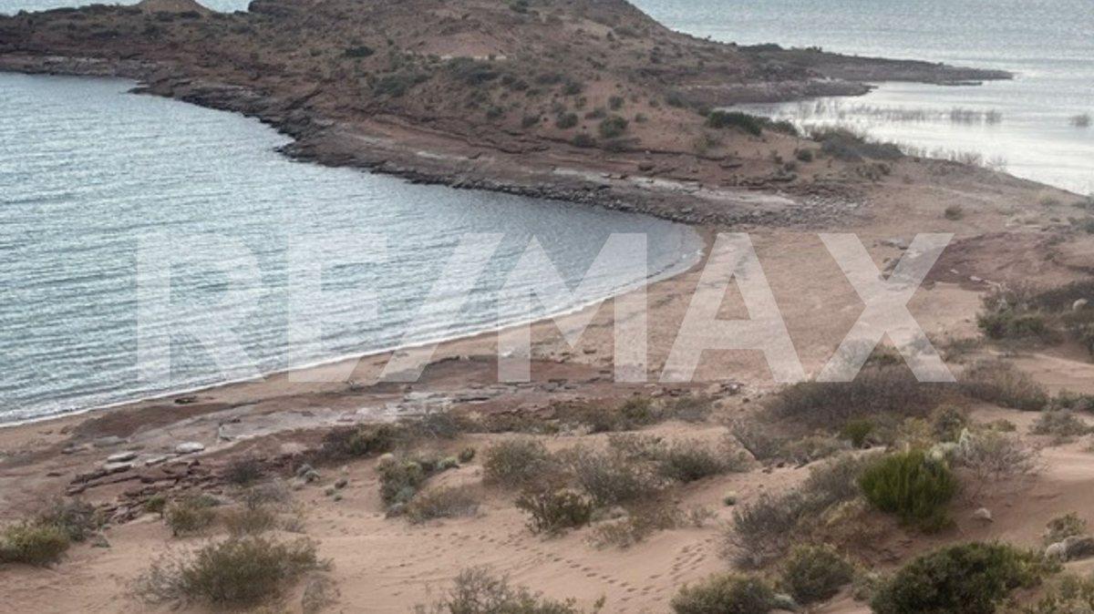 Foto de TERRENO EN VENTA CON COSTA DE PLAYA EL CHOCON, imagen 1