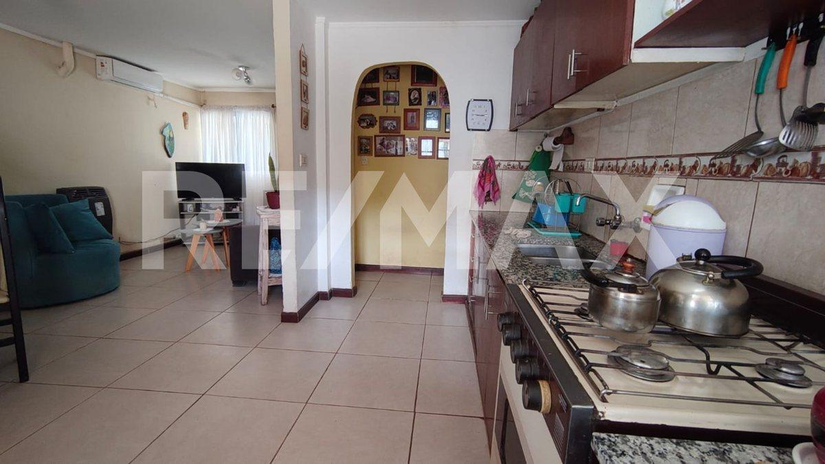 Foto de EN VENTA CASA 3 DORMITORIOS + DUPLEX | NEUQUEN., imagen 3