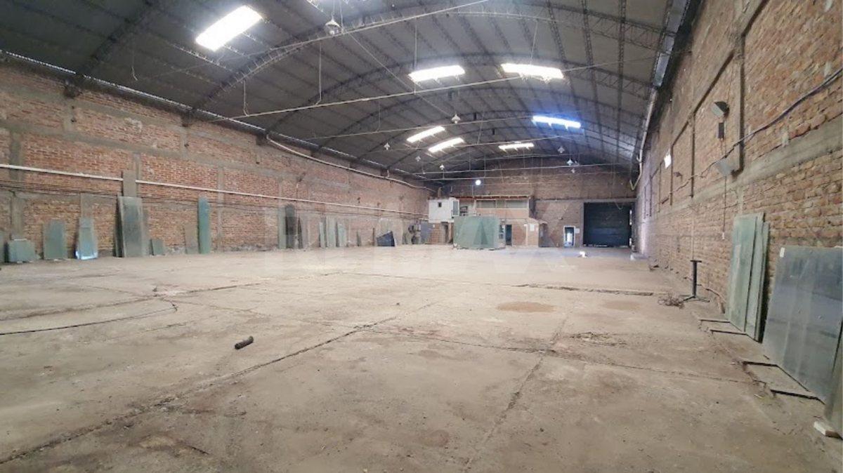 Foto de VENTA GALPON 1.323,86m2 JOSE FELICIANO 350 NQN, imagen 5