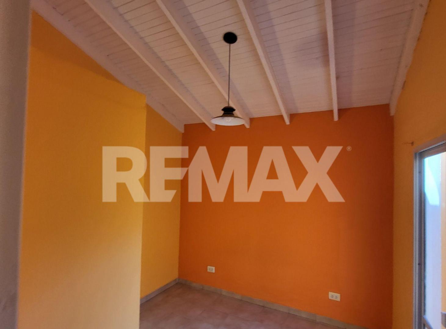 Foto de VENTA COMPLEJO DE 4 DPTOS EN PLOTTIER, imagen 5