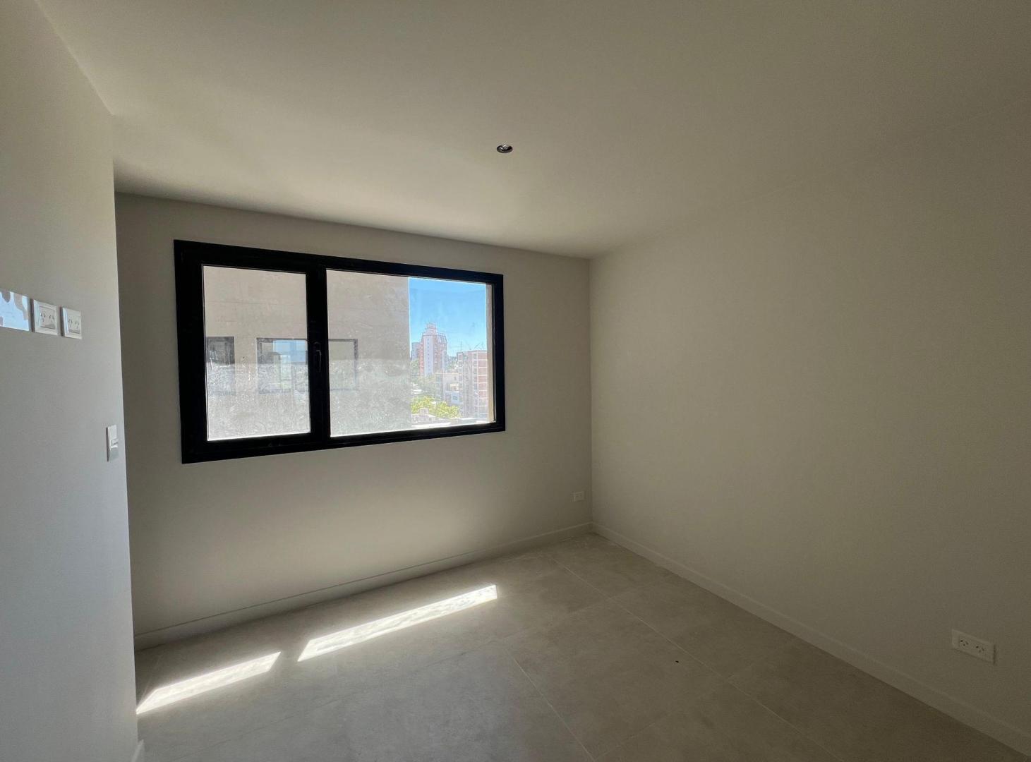 Foto de ALQUILER DEPARTAMENTO 2 DORMITORIOS CON COCHERA, imagen 2