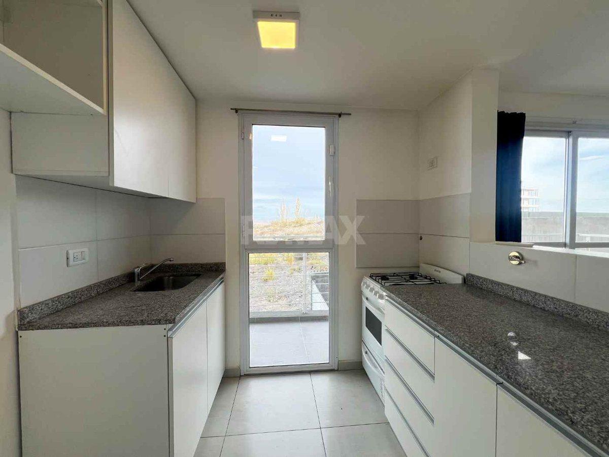 Foto de DEPARTAMENTO 2 DORMITORIOS EN VENTA | NEUQUÉN, imagen 2