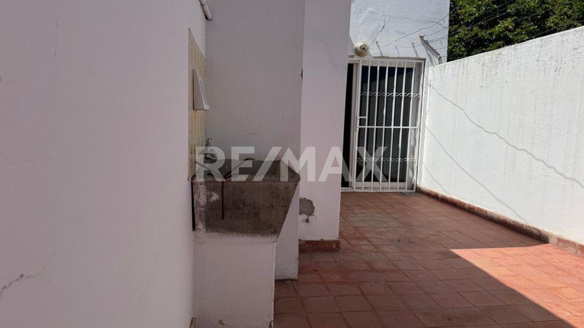 Foto de VENTA GALPÓN + DEPARTAMENTO 2 DORMITORIOS - NQN, imagen 1