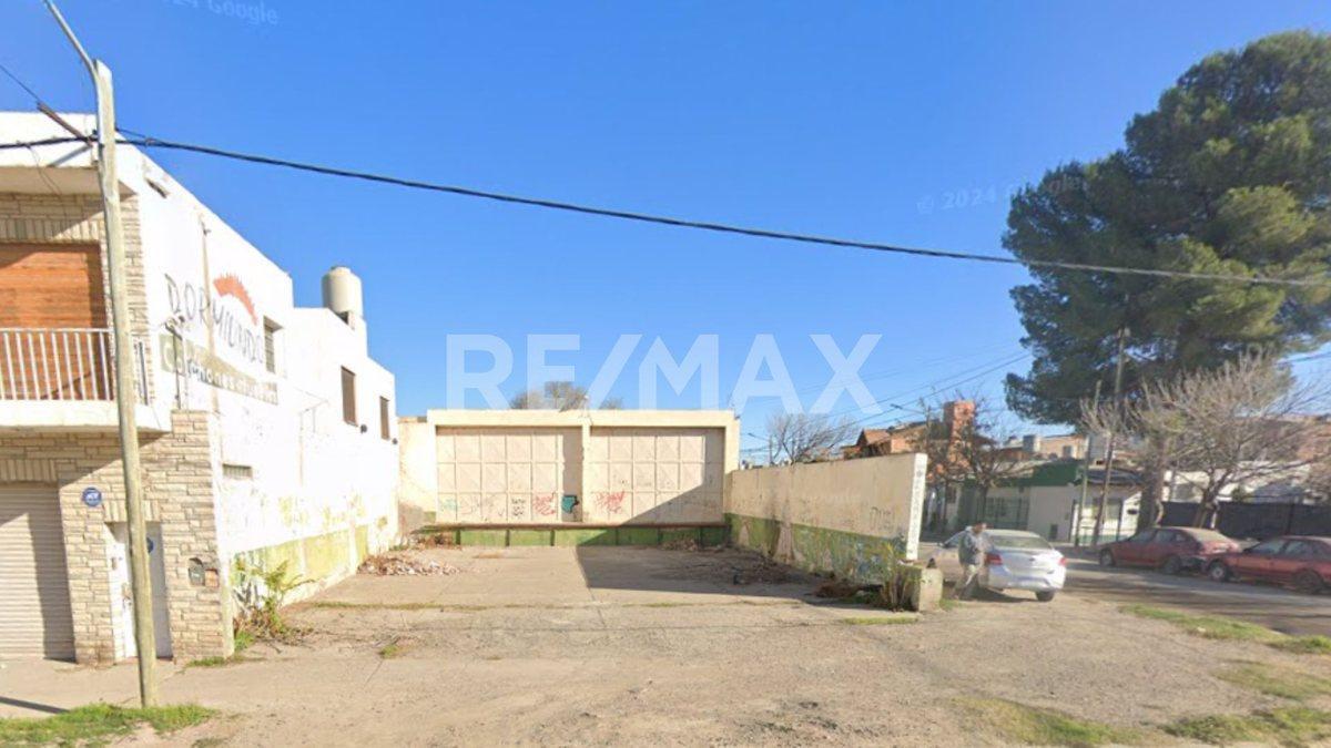 Foto de VENTA GALPÓN + DEPARTAMENTO 2 DORMITORIOS - NQN, imagen 3