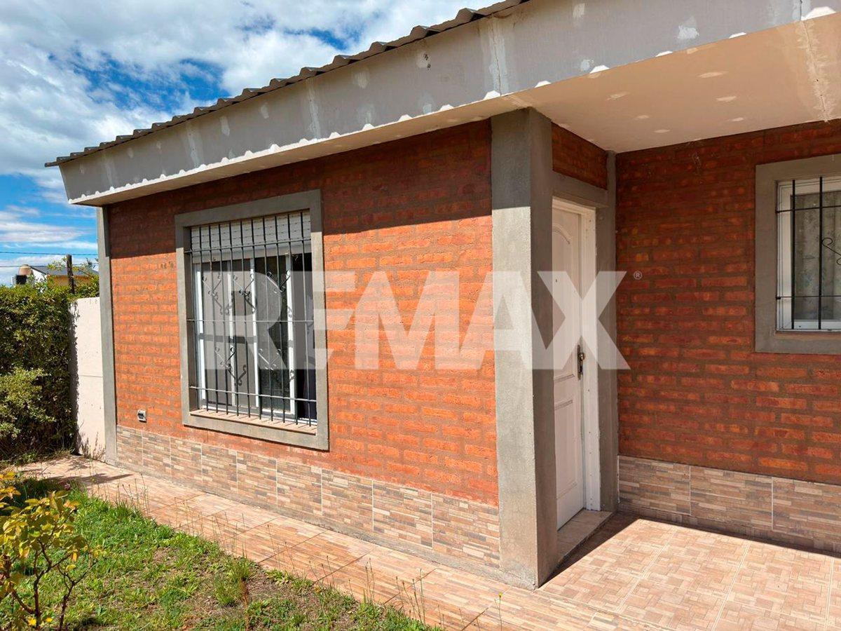 Foto de VENTA CASA 2 DORM B° LLEQUÉN | V. CHOCON, imagen 3