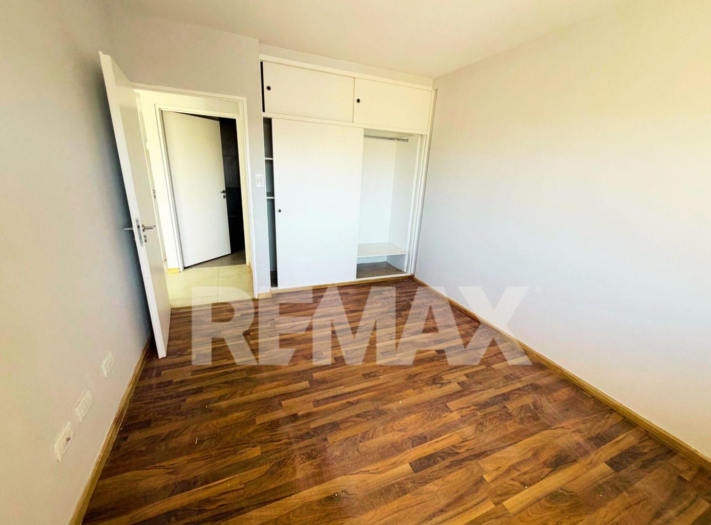 Foto de ALQUILER 1 DORMITORIO ROCA 1279 CON COCHERA, imagen 4