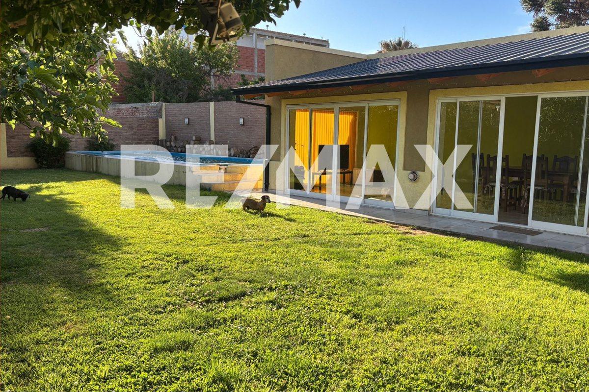 Foto de VENTA CASA CENTENARIO, imagen 1