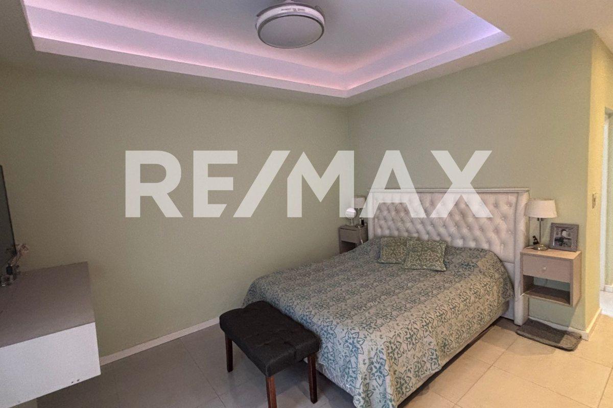 Foto de VENTA CASA CENTENARIO, imagen 5