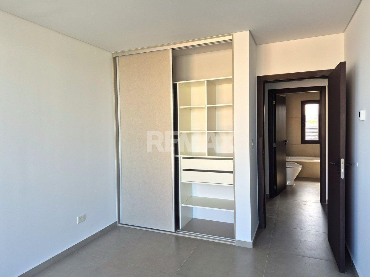 Foto de VENTA DEPARTAMENTO A ESTRENAR CALLE BELGRANO 531, imagen 5