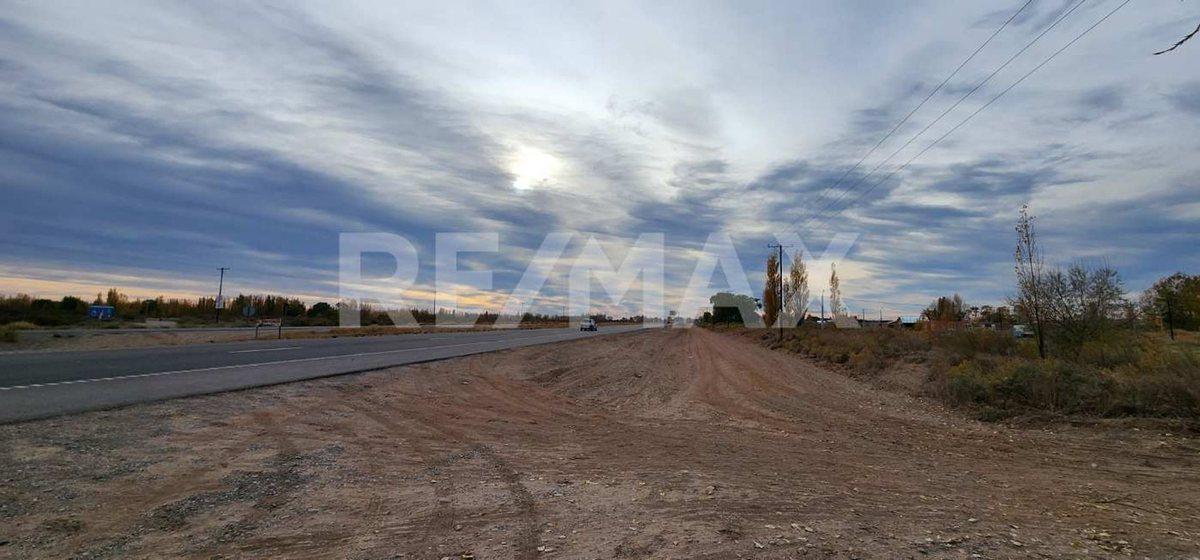 Foto de MACROLOTE CON CASA - FRENTE DE RUTA 22 - SENILLOSA, imagen 1