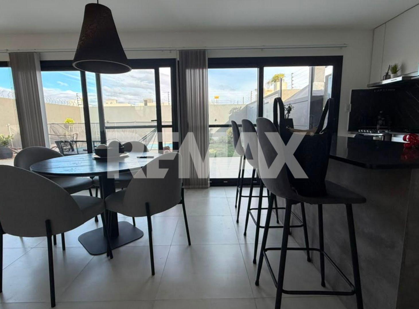 Foto de VENTA DÚPLEX 3 DORMITORIOS CALLE BOERR 2789 NQN, imagen 5