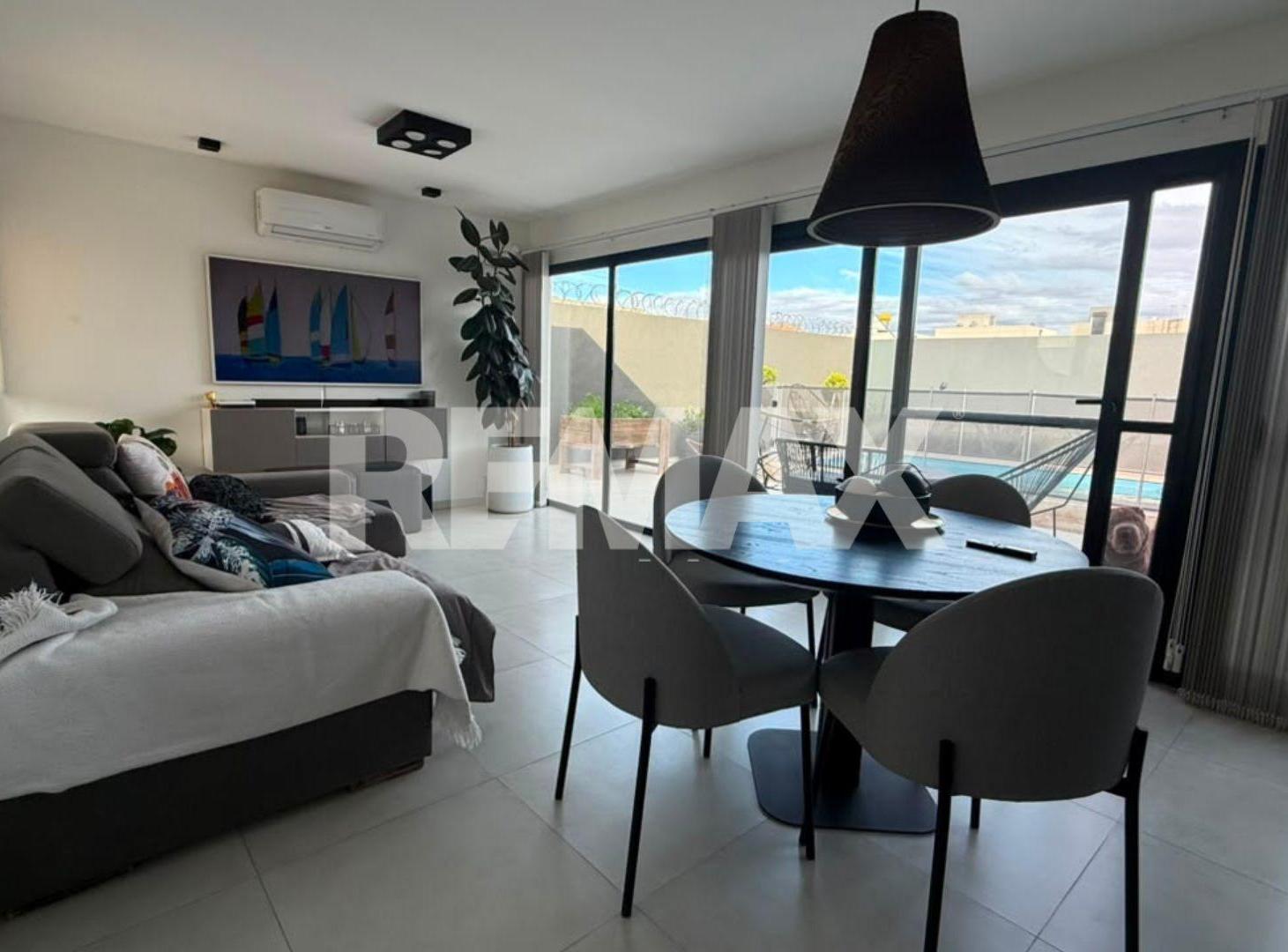 Foto de VENTA DÚPLEX 3 DORMITORIOS CALLE BOERR 2789 NQN, imagen 3