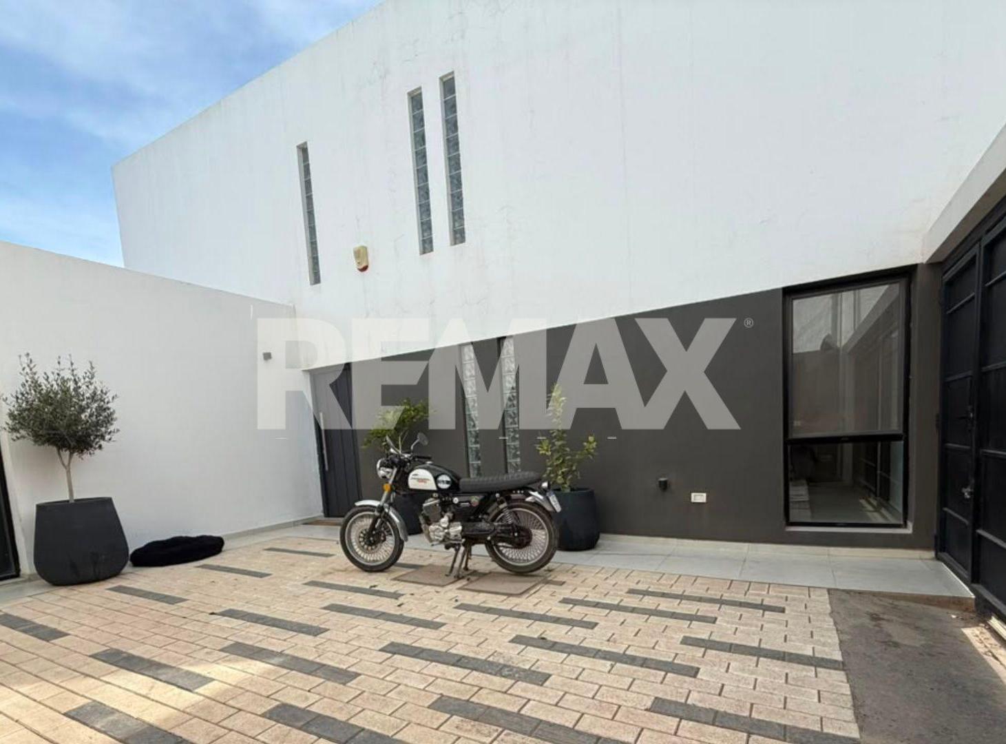 Foto de VENTA DÚPLEX 3 DORMITORIOS CALLE BOERR 2789 NQN, imagen 1